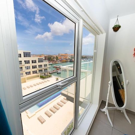 Luxury Condo With Infinity Pool & Ocean View Oranjestad Exterior foto