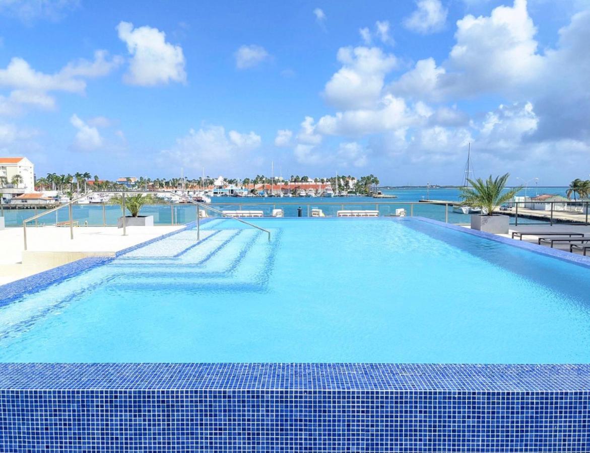 Luxury Condo With Infinity Pool & Ocean View Oranjestad Exterior foto